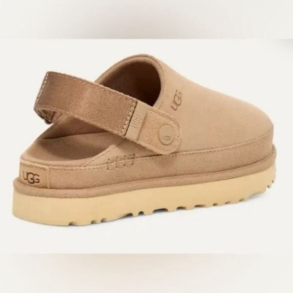 NWT UGG Goldenstar
Clog Sand 7 - Picture 4 of 13